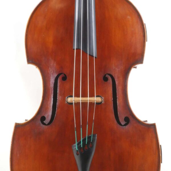 Rumano Solano double bass